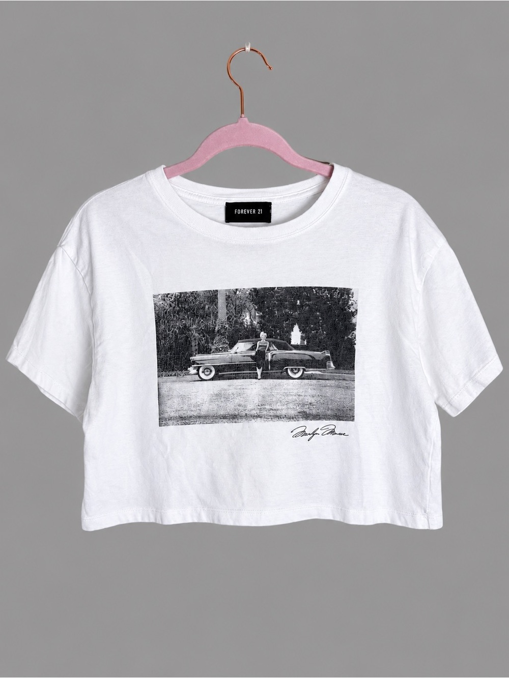 Forever 21 White Graphic Crop Tee Retro Car and Marilyn Monroe Print Size Medium